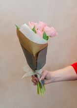 Load image into Gallery viewer, 10 tulbiline kimp